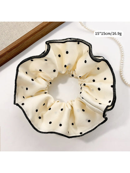 Gifty - Elegant Polka Dot Scrunchie