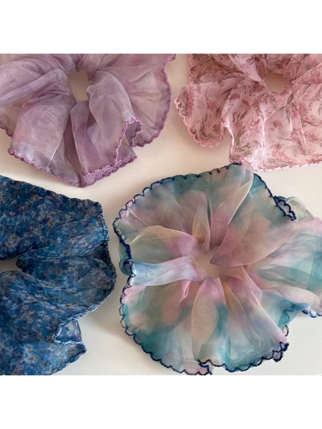 Gifty - Floral Mesh Ruffled Sheer Fabric Scrunchie