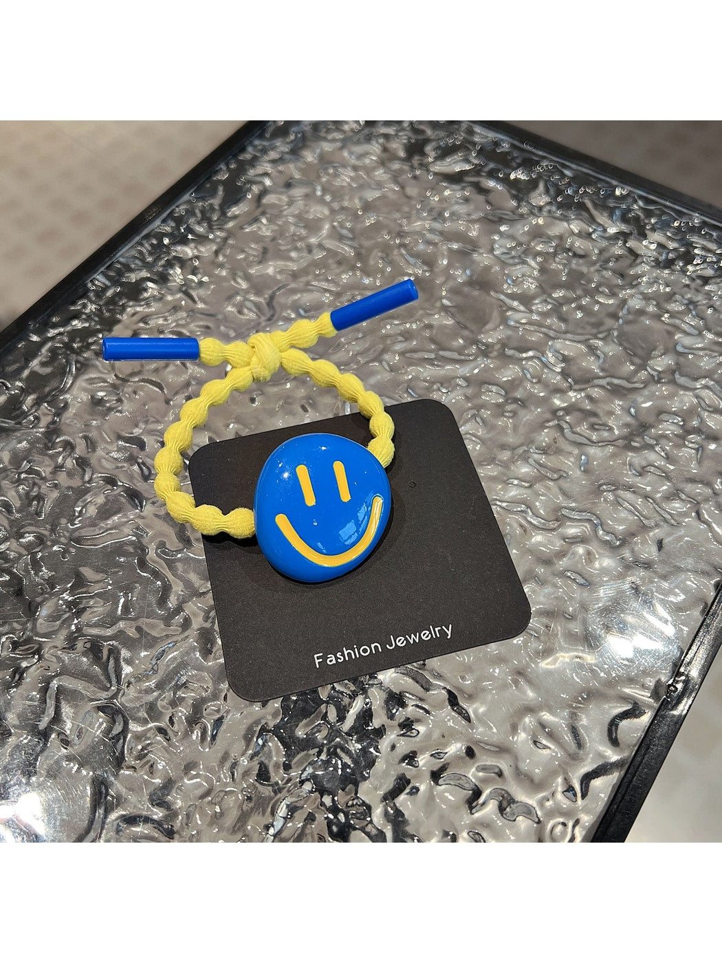 Gifty - Playful Smiley Face Elastic Ponytail Hair Tie