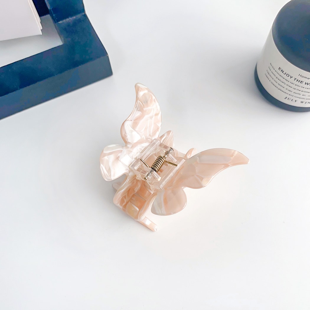 Beau - Simple Butterfly Shaped Claw Clip