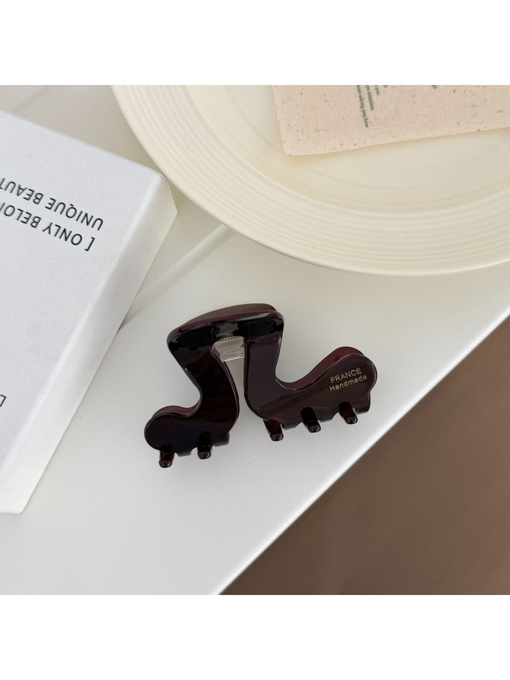 Beau - Geometric Acetate Curved Claw Hair Clip