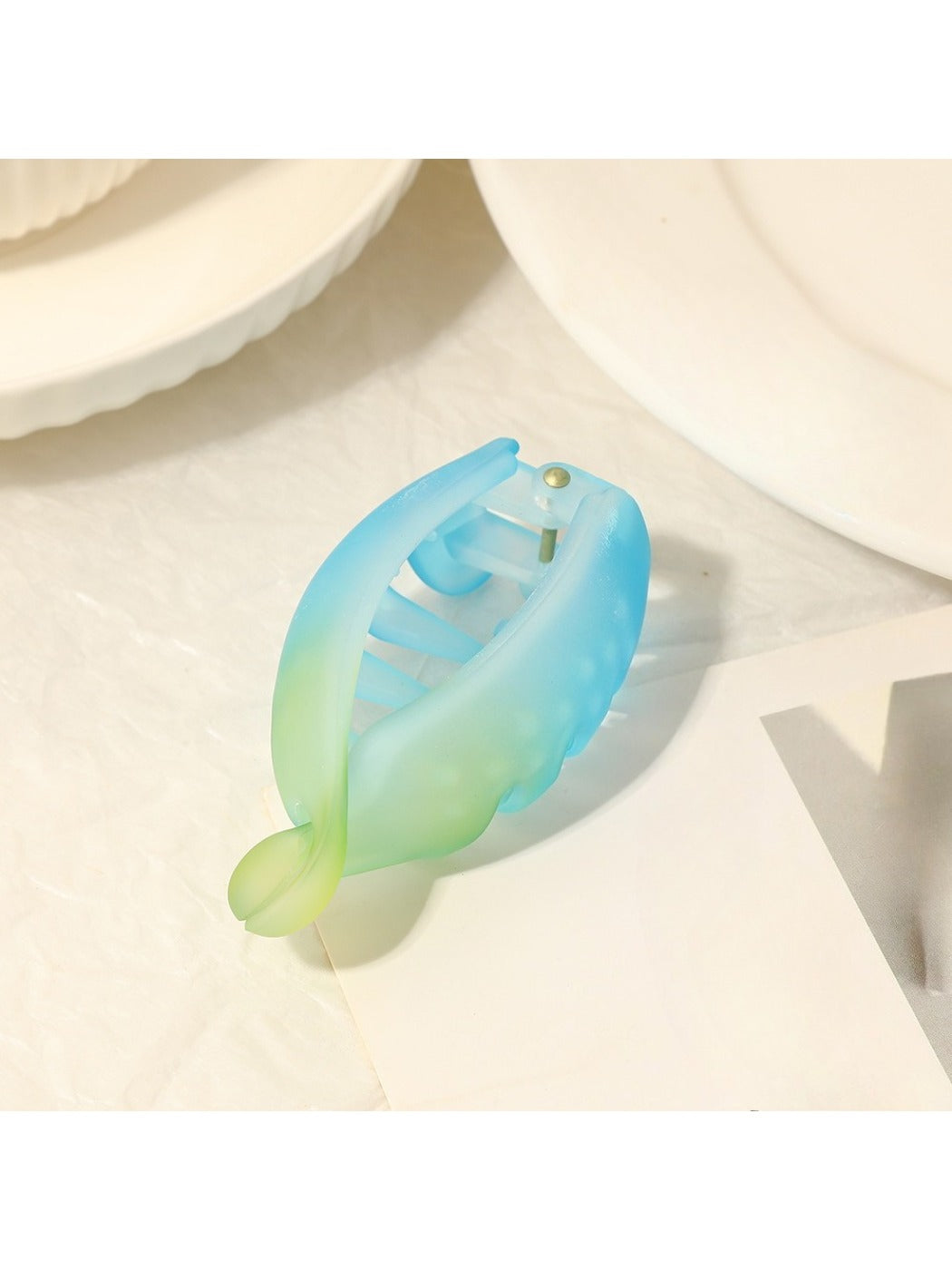 Beau - Fashionable Gradient Color Hair Clip
