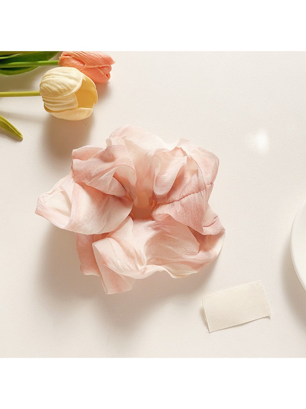 Gifty - Elegant Gradient Color Block Scrunchie