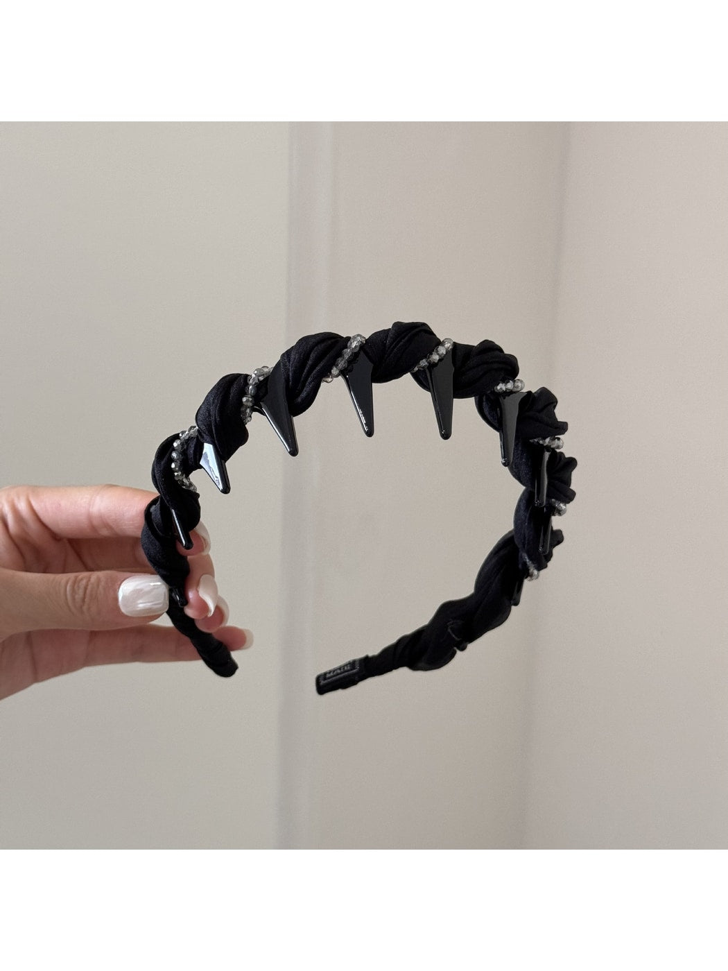 Gifty - Modern Geometric Wavy Teeth Fashion Headband