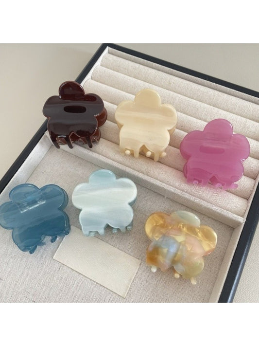 Beau - Macaron Colored Flower Shaped Claw Clip