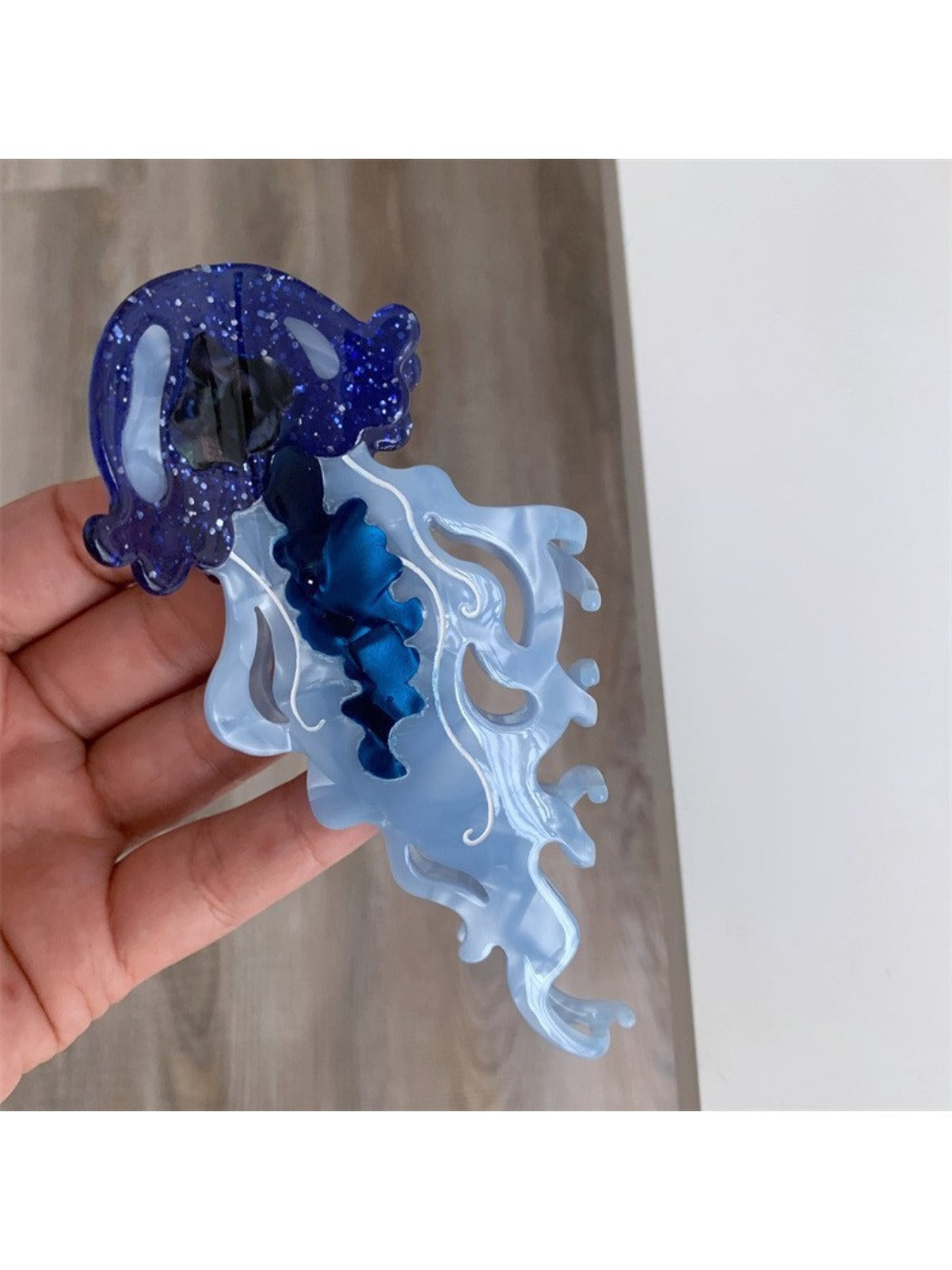 Beau - Acetate Jellyfish Shaped Hair Clip