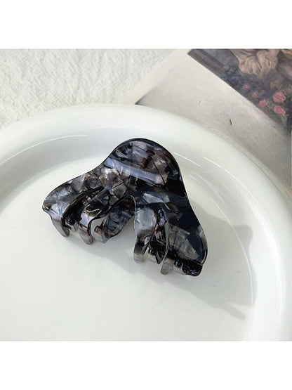 Beau - Exquisite Triangular Acetate Hair Clip