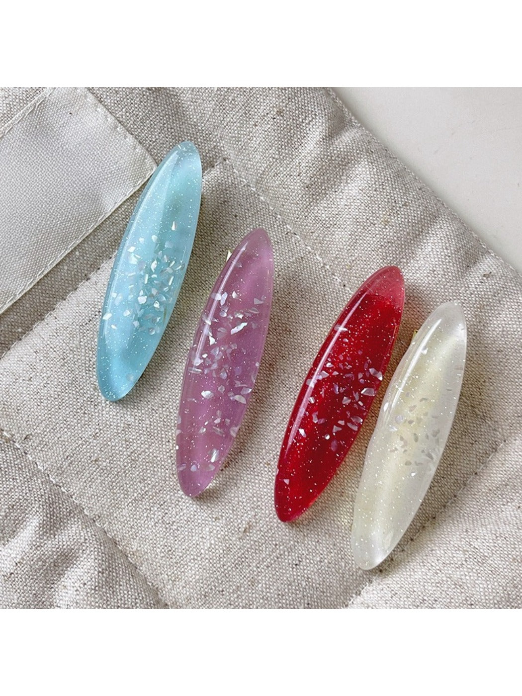 Beau - Minimalist Oval Shaped Hair Clip