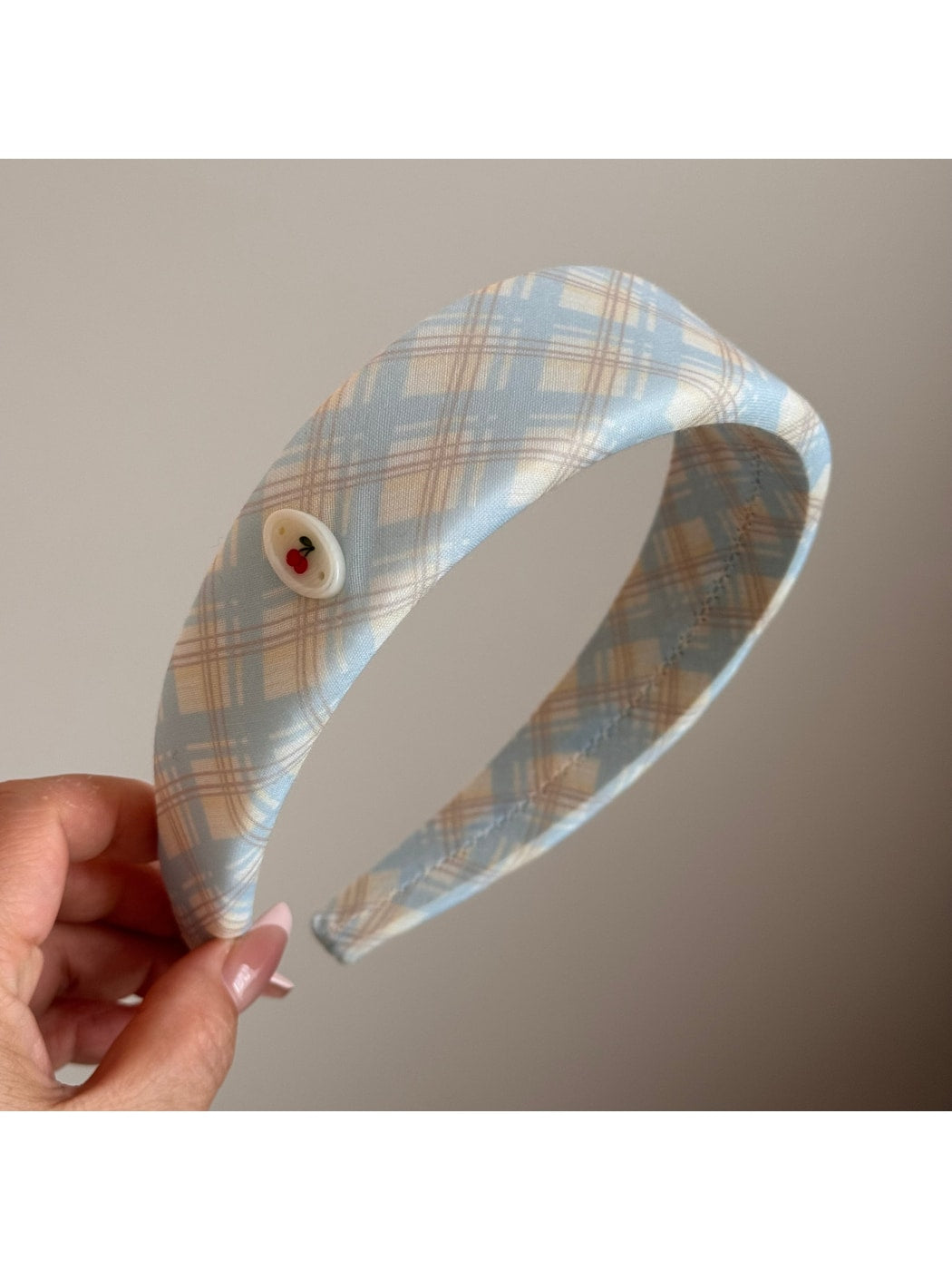 Gifty - Plaid Lace Trim Pleated Fabric Scrunchie