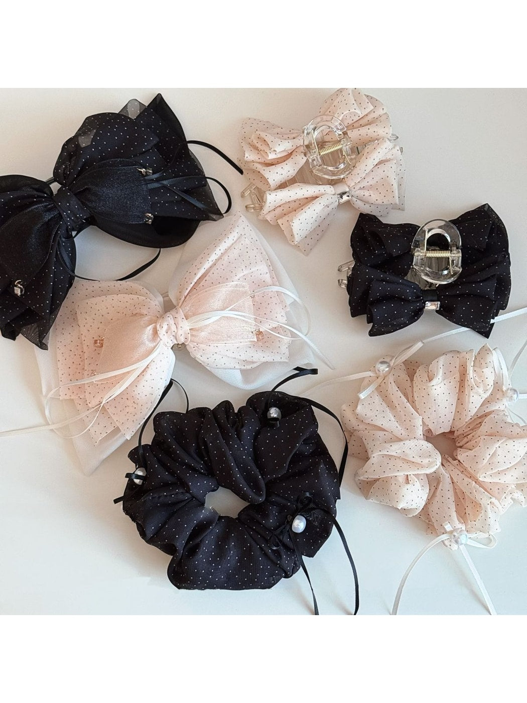 Beau - Polka Dot Ribbon Bow Detail Hair Claw Clip