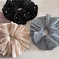 Gifty - Chic Vintage Glowing Scrunchie