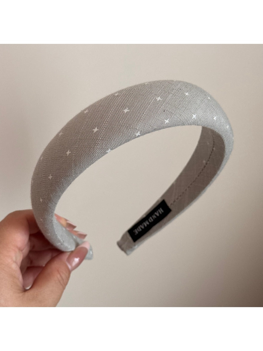 Gifty - Padded Dotted Fabric Finish Headband