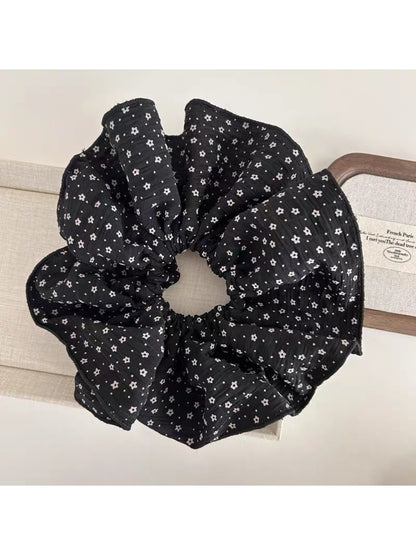 Gifty - Floral Print Hair Ring