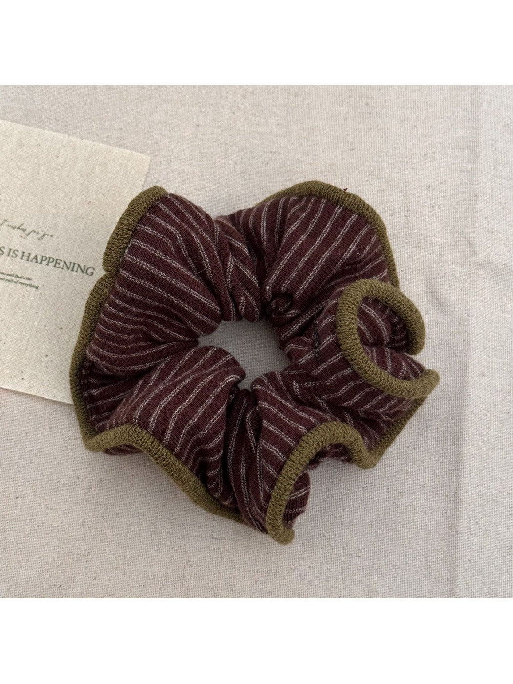 Gifty - Simple Bow Striped Scrunchie