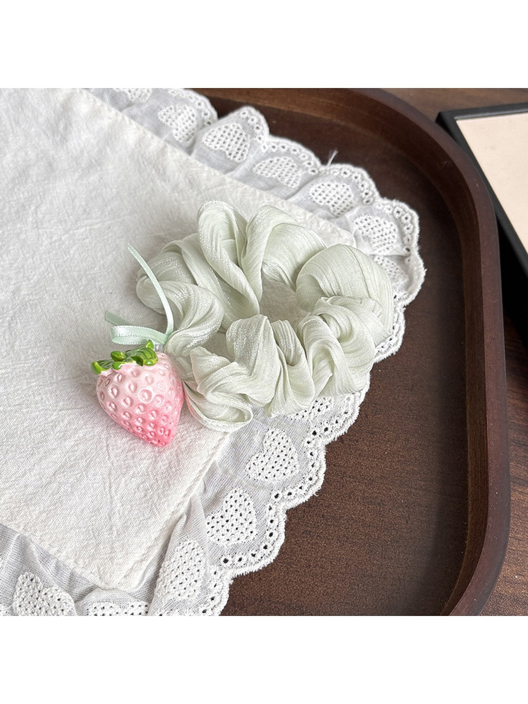 Gifty - Sweet Style Elastic Ruffled Ponytail Scrunchie
