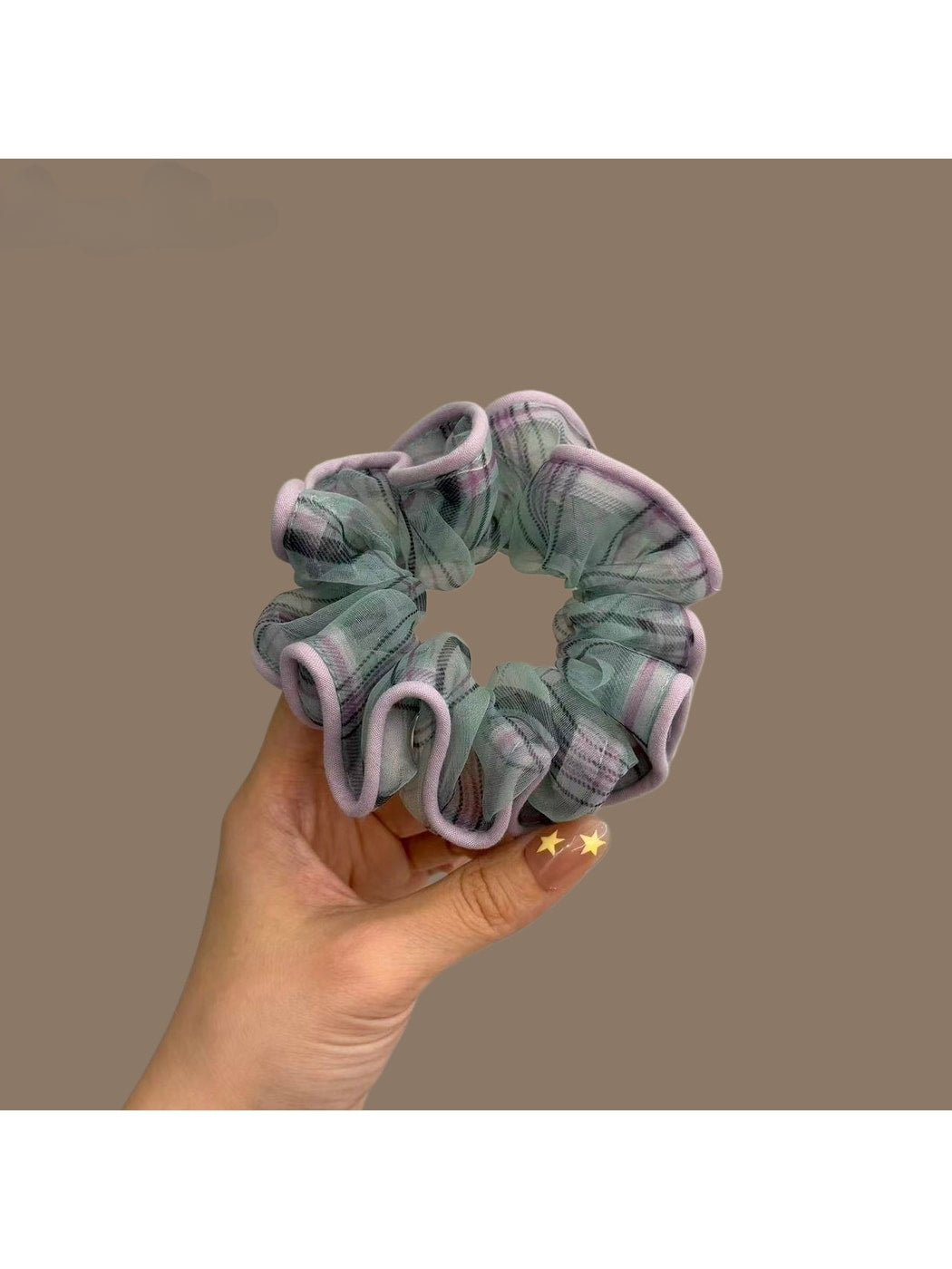 Gifty - Plaid Print Ruffled Ponytail Scrunchie