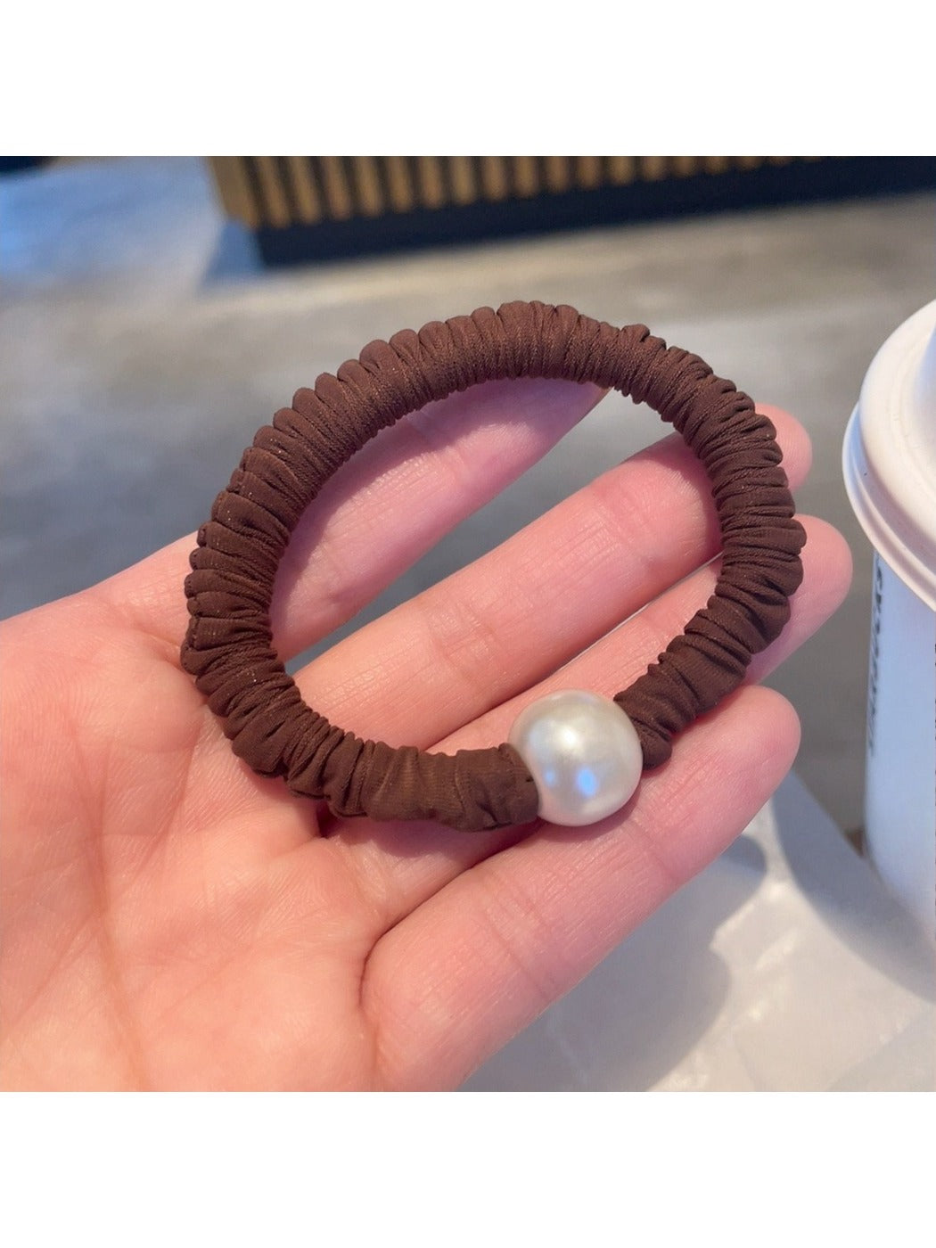 Gifty - Minimalist Small-Style Scrunchie