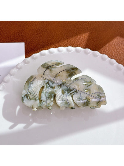 Beau - Leaf Shaped Acetate Hair Clip