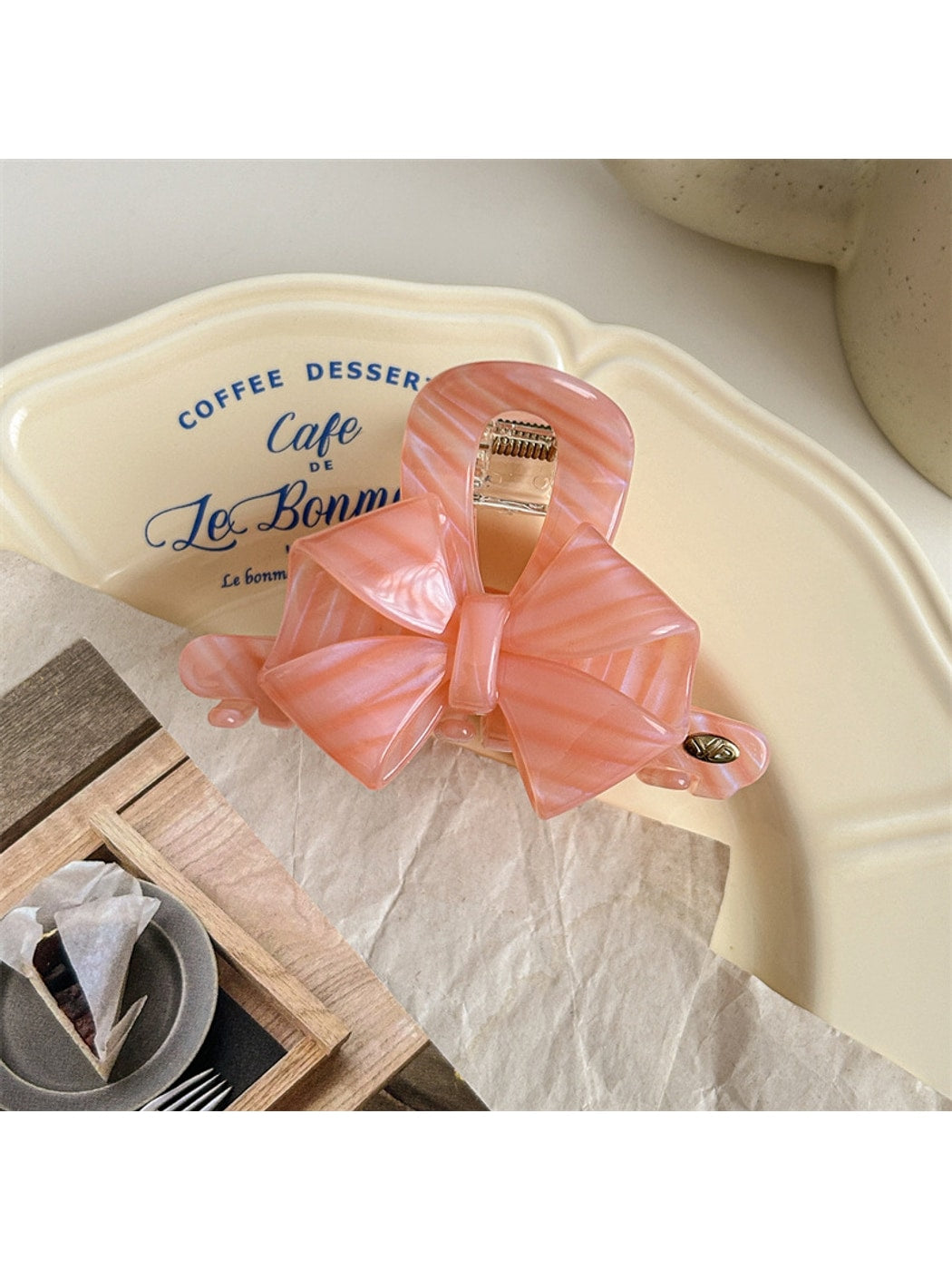 Beau - Alloy and Acetate Fiber Bow Shape Claw Clip