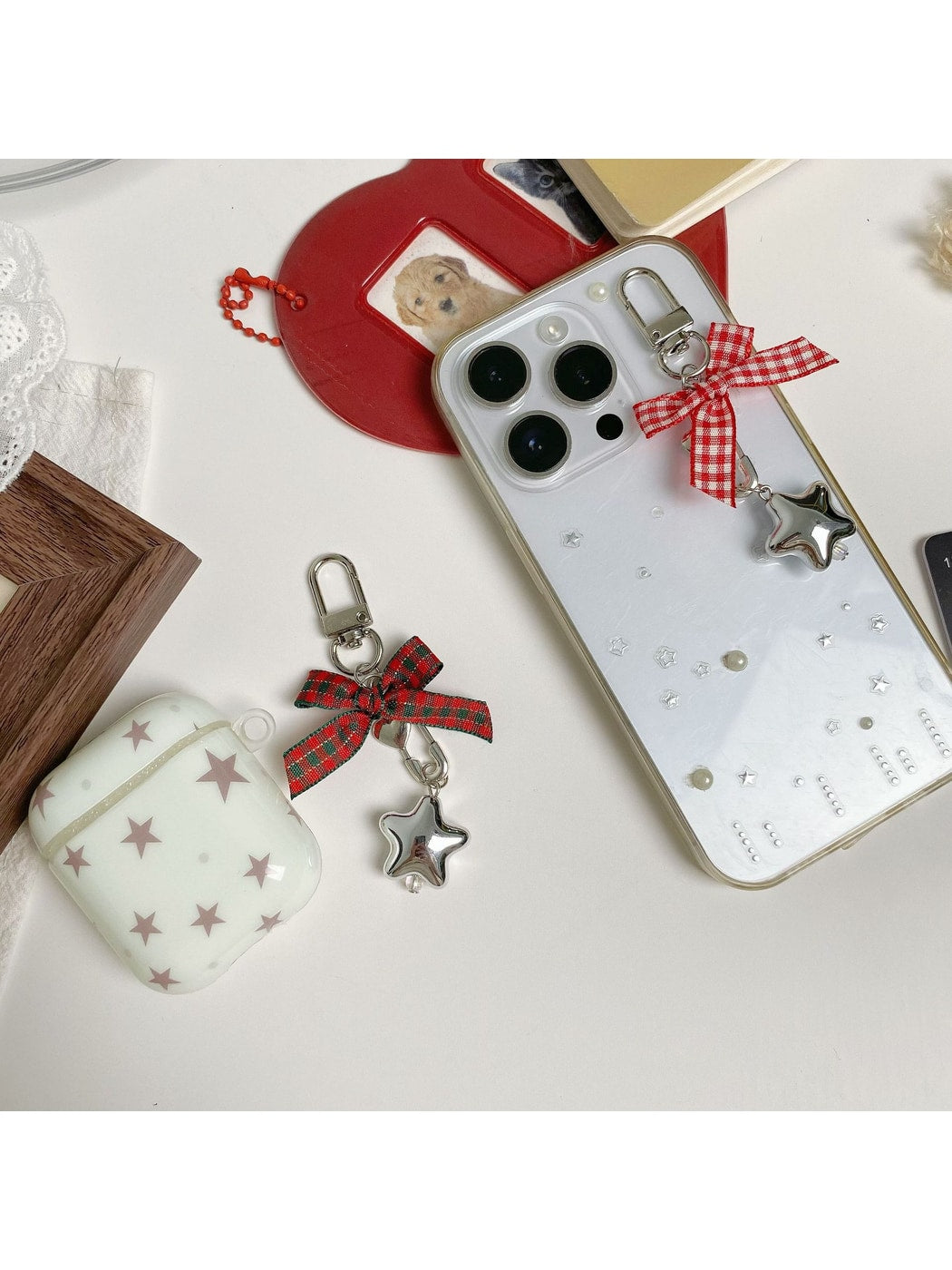 Keypus - Five Point Star Bow Flocked Holiday Keychain