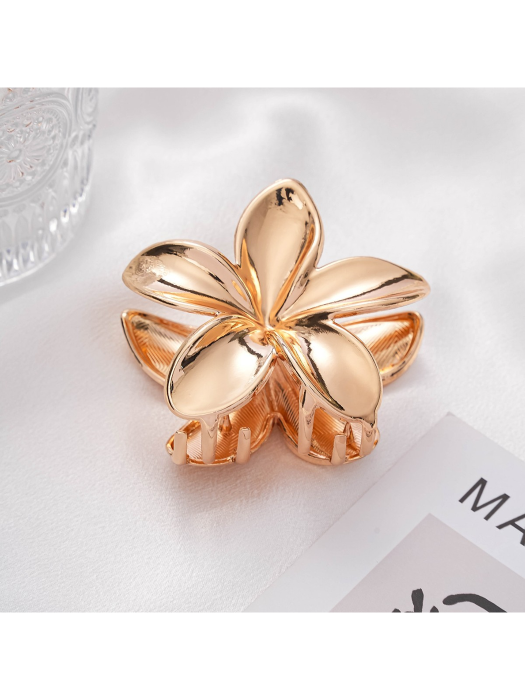 Beau - Sweet Flower Accent Zinc Alloy Hair Clip