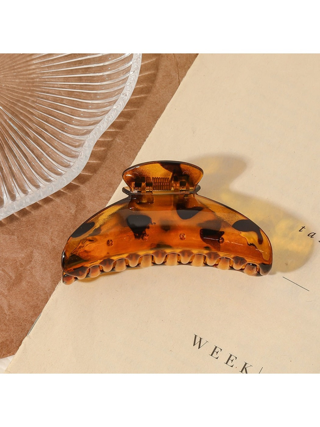 Beau - Elegant Half-Moon Hair Clip