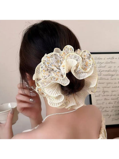 Gifty - Layered Floral Print Ruffle Edge Scrunchie