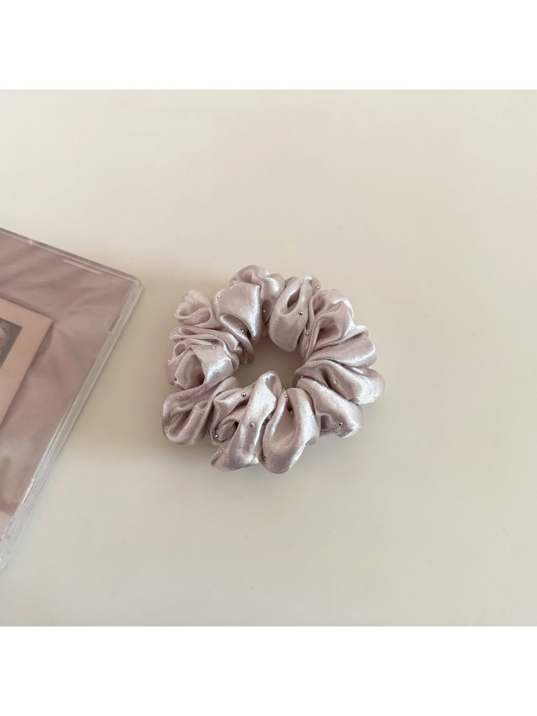 Gifty - Elegant Satin Rhinestone Scrunchies