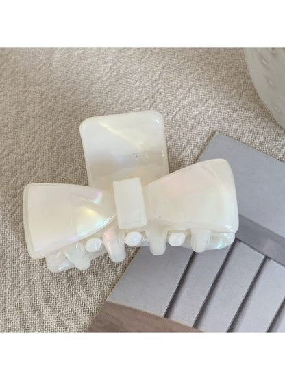 Beau - Minimalist Small Bow Hair Clip