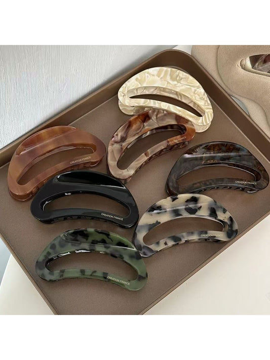 Beau - Retro Semi Circular Acetate Hair Clip