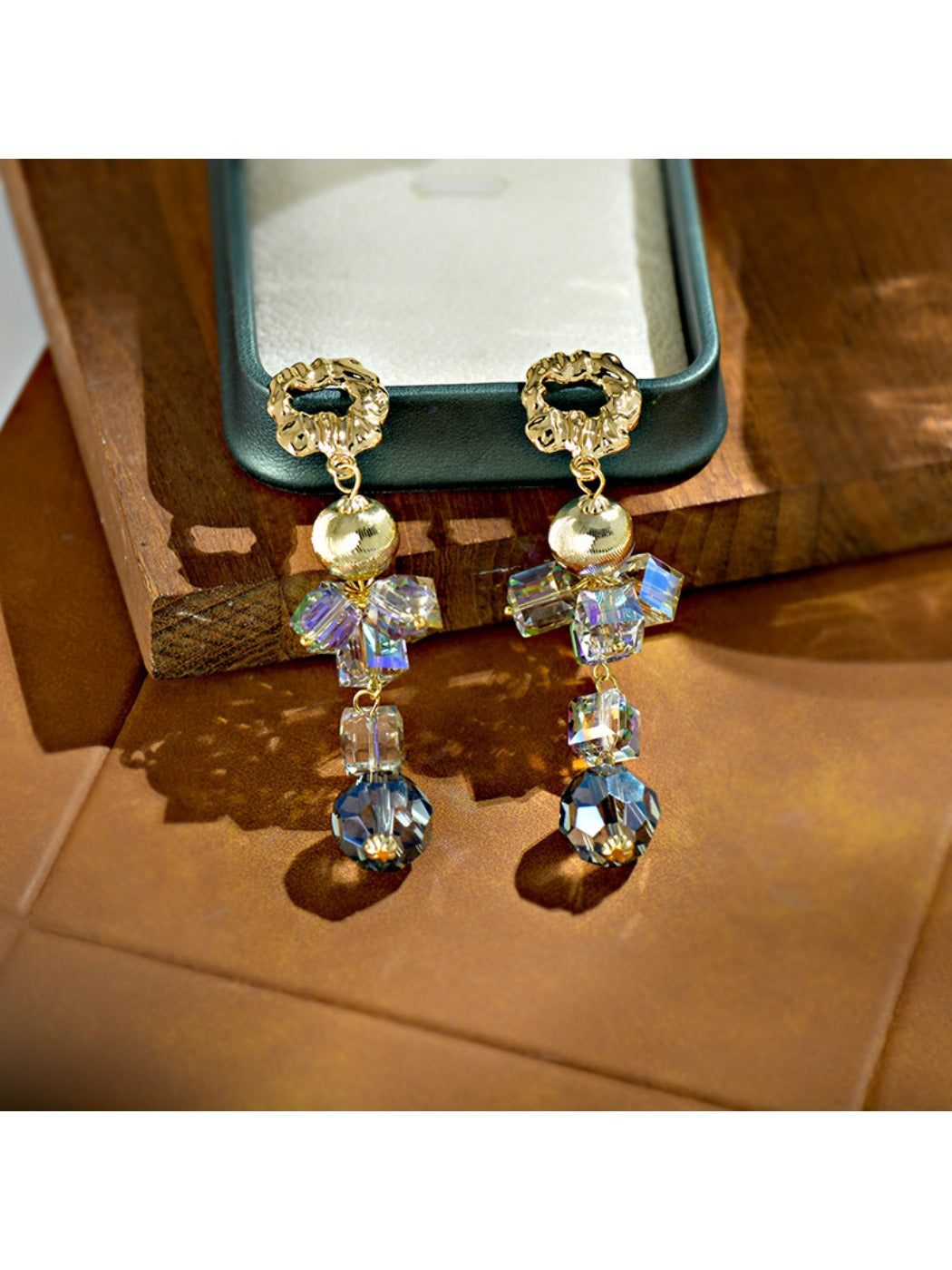 Earedge - Elegant Geometric Tassel Earrings