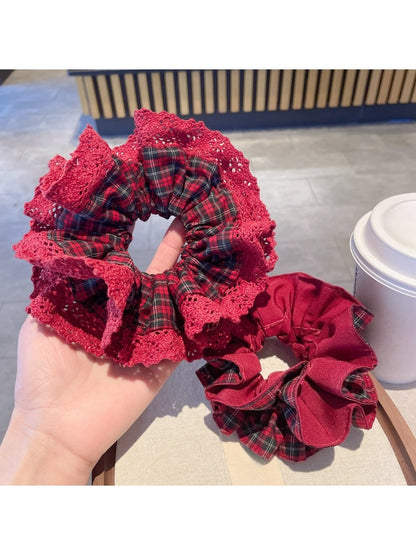 Gifty - Autumn/Winter Red Voluminous Scrunchie