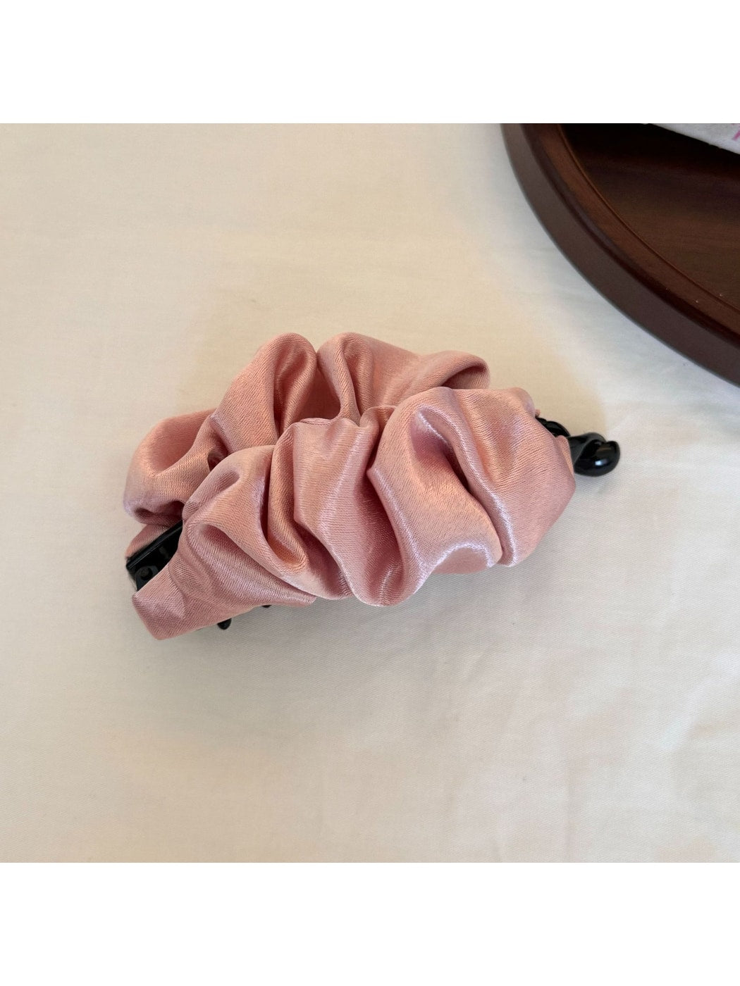 Beau - Polyester Blend Pleated Banana Clip