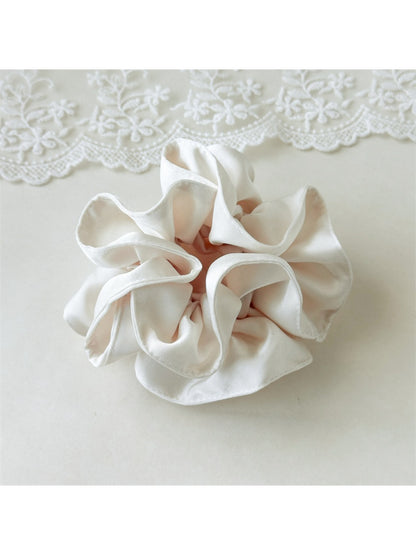 Gifty - Satin Crinkle Scrunchie Hair Tie
