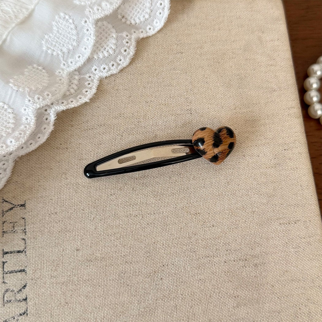 Beau - Leopard Print Heart and Flower Hair Clip
