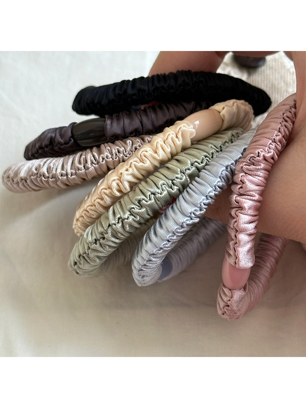 Gifty - Thick Hair Ties For Women