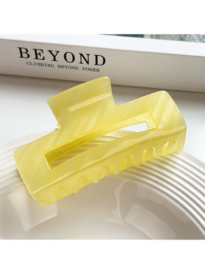 Beau - Geometric Hollow Acrylic Claw Hair Clip