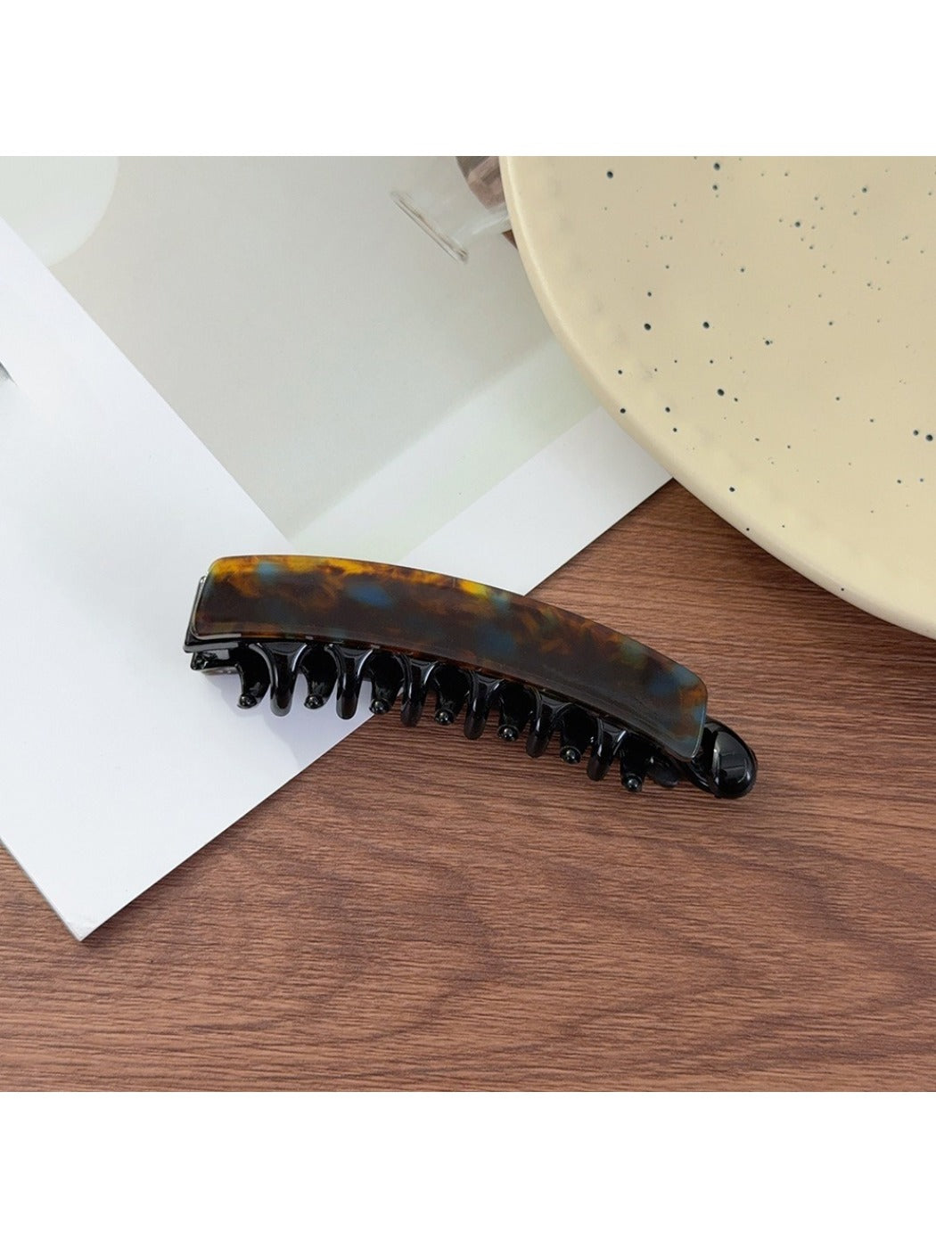 Beau - Elegant Curved Acetate Hair Clip