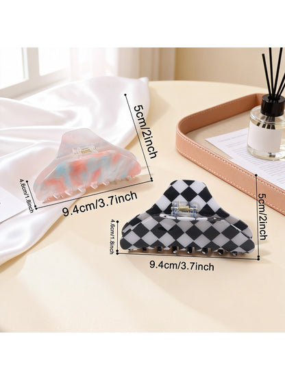 Beau - Stylish Crescent Shaped Hair Claw Clip