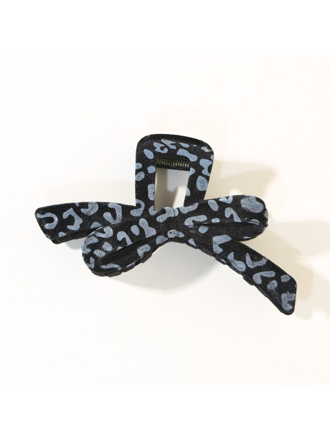 Beau - Leopard Print Bow Shaped Claw Clip