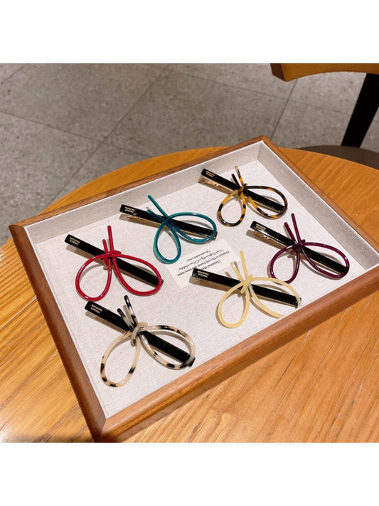 Beau - Minimalist Elegant Hair Clip