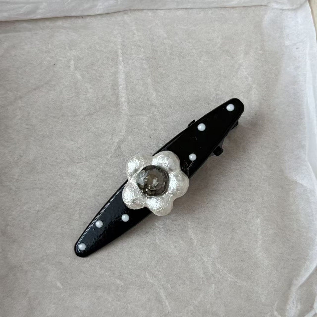 Beau - Polka Dot Flower Detail Alloy Hair Clip