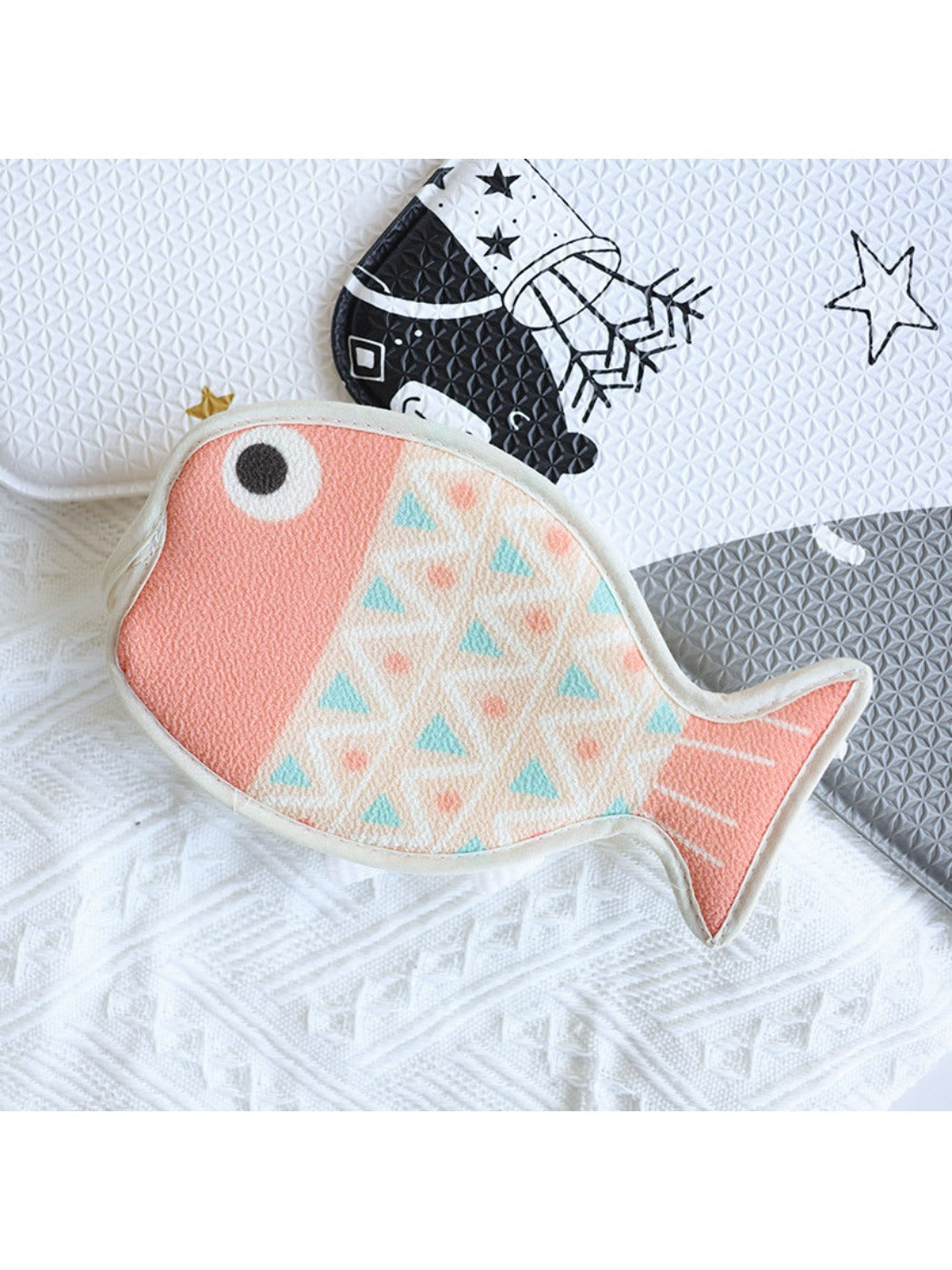 Papo - Fish Shaped Shower Puff