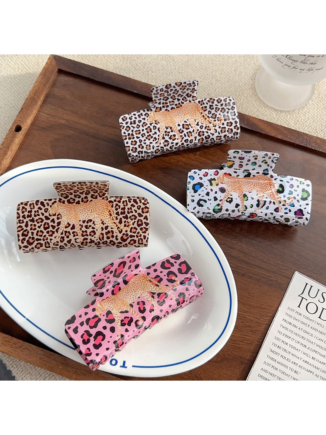 Beau - Leopard Pattern Print Hair Clip