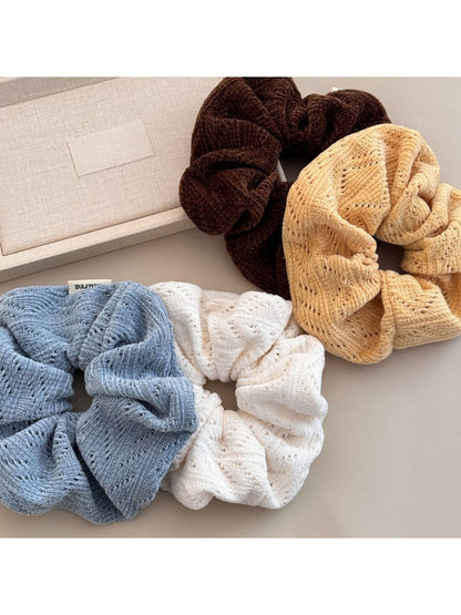 Gifty - Elegant Knitted Hair Scrunchie