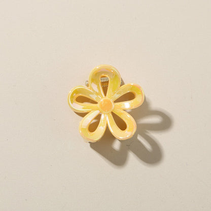 Beau - Glossy Floral PS Hair Accessory Claw Clip