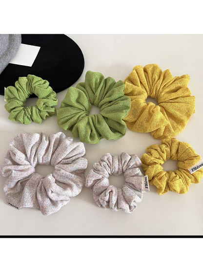 Gifty - Spring Color Knit Scrunchie
