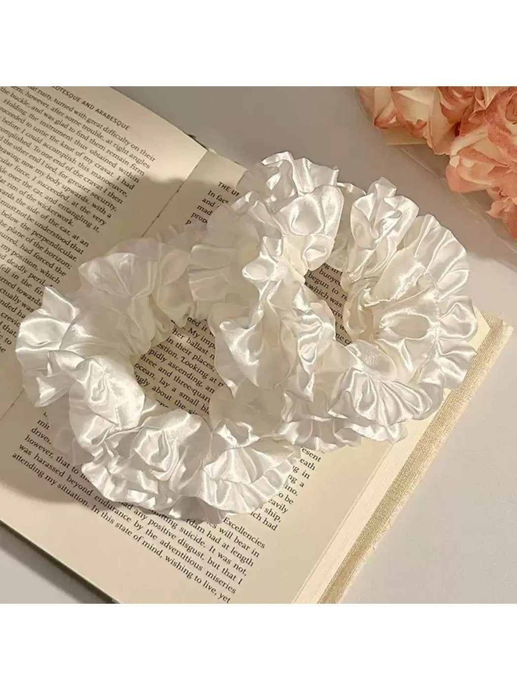Gifty - Double Layered Hydrangea Hair Loop
