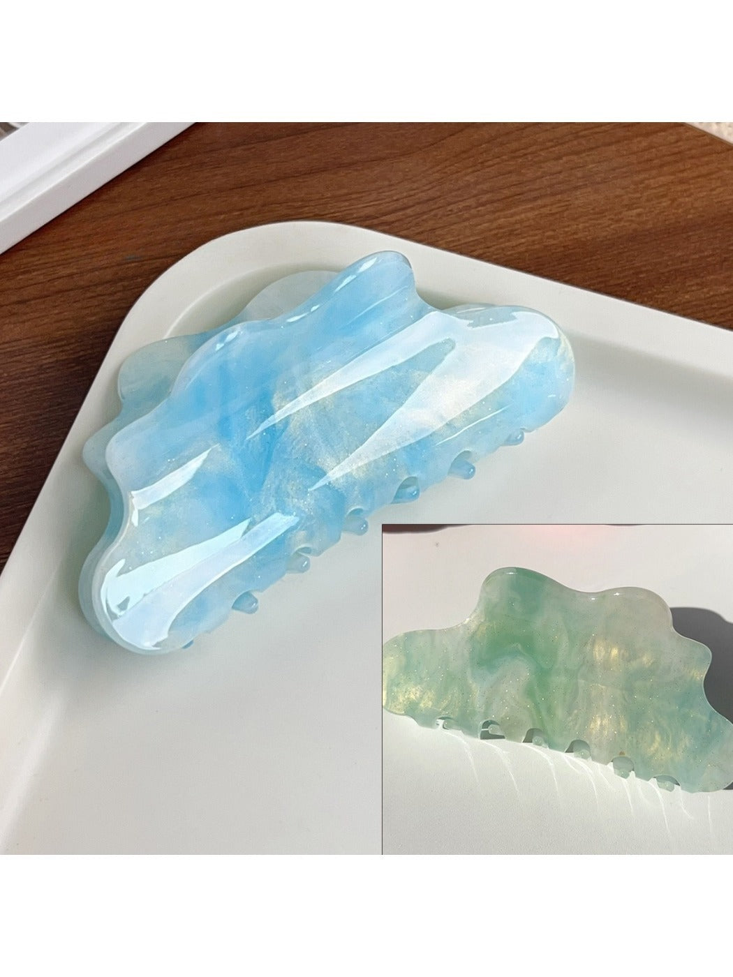 Beau hair claw clip shown from above highlighting cloud shape design