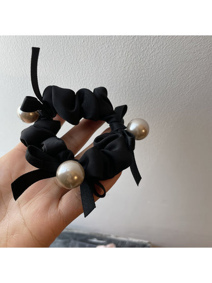 Gifty - Cute Satin Bow Scrunchie